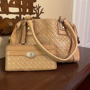 Fossil purse and wallet